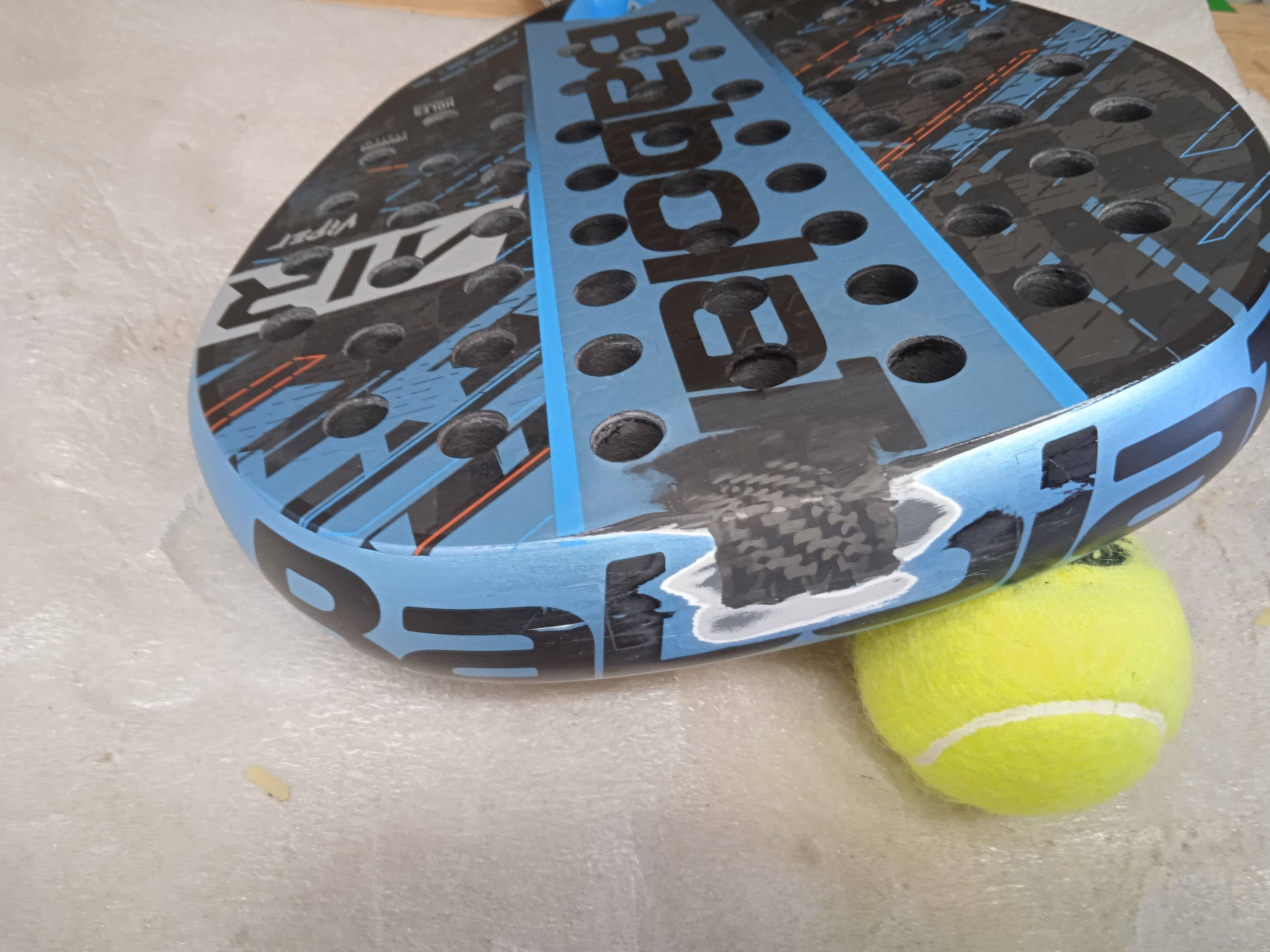 Reparación de pala de pádel